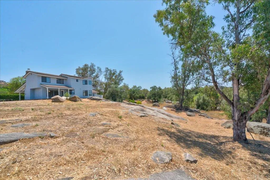 https://cdn.realtyfeed.com/cdn/127/307070308/2c4c6c4af83f8d36a7686852137d3657.webp