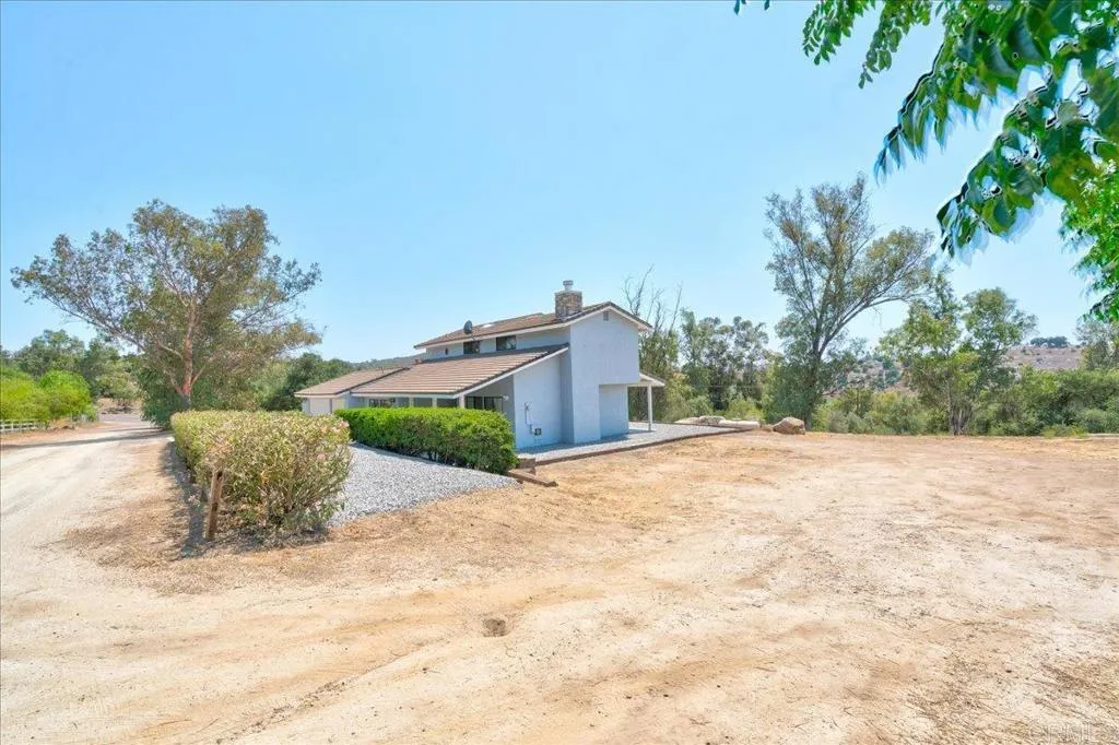 https://cdn.realtyfeed.com/cdn/127/307070308/312cce3c12f4dd32b0a5ee9b8a976393.webp