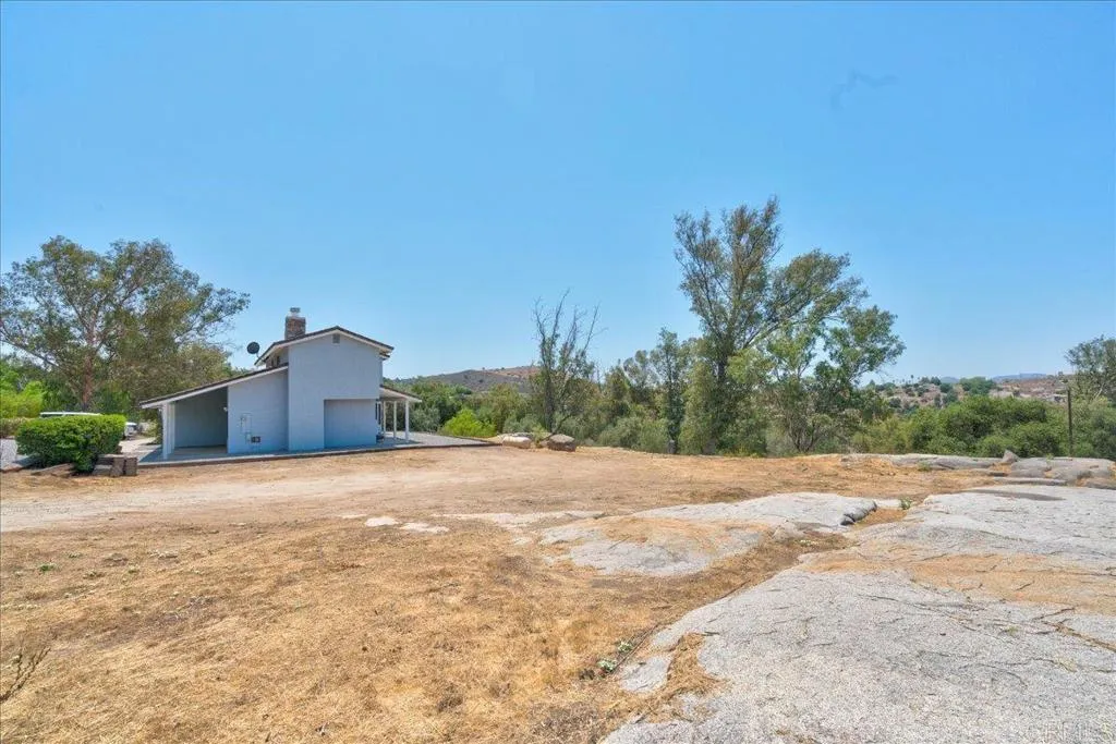 https://cdn.realtyfeed.com/cdn/127/307070308/8065b51e5a4fdd679845938ee7fd6113.webp