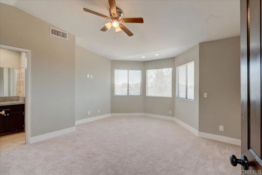 https://cdn.realtyfeed.com/cdn/127/307070308/9489f0baf1cc582271ebd9db01193fb4.webp
