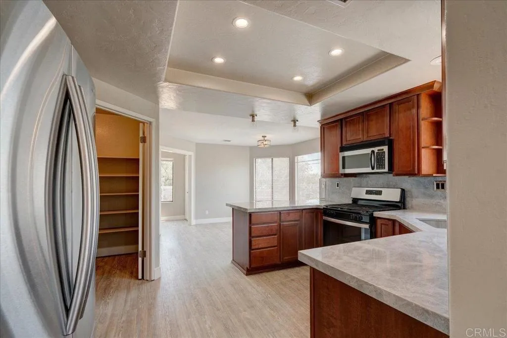 https://cdn.realtyfeed.com/cdn/127/307070308/d6c0a16b723de73b3ac513c725fb5e9a.webp