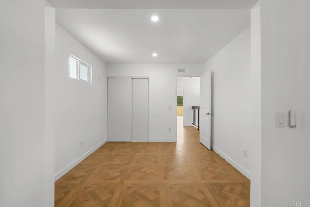 https://cdn.realtyfeed.com/cdn/127/307070349/038910a1c61e48ff7ea776c34c474bdf.webp