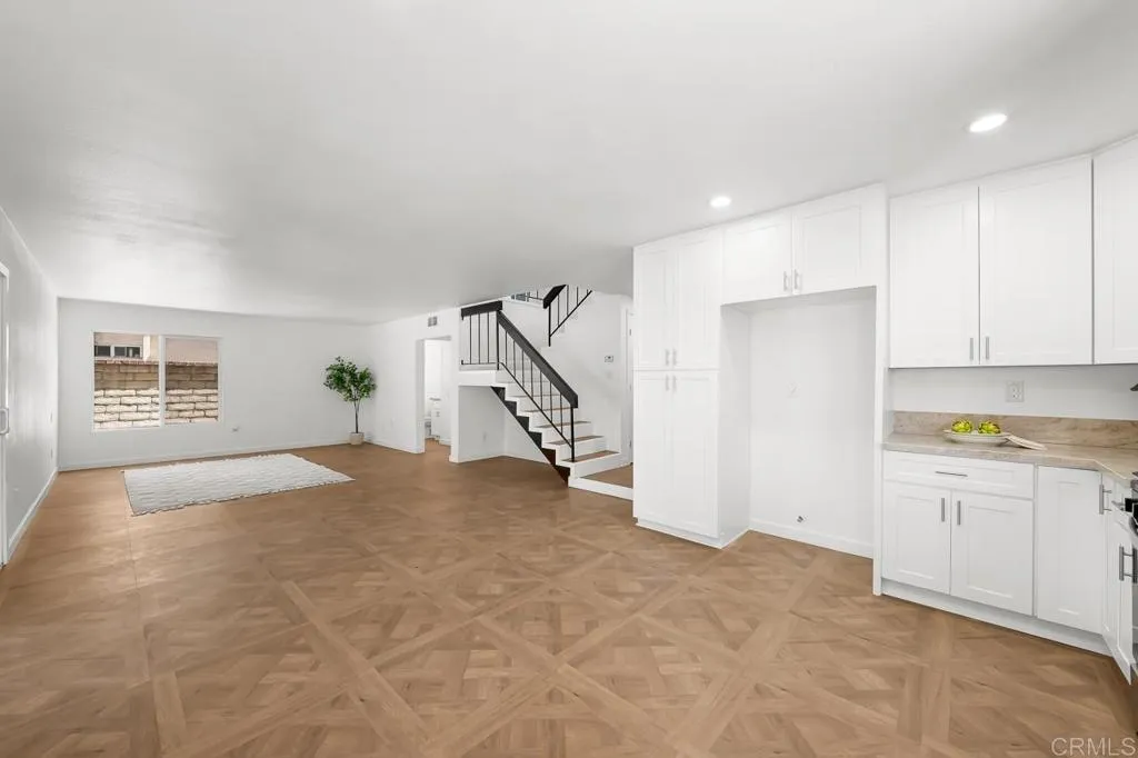 https://cdn.realtyfeed.com/cdn/127/307070349/90197191028fabec94990016529af3d2.webp