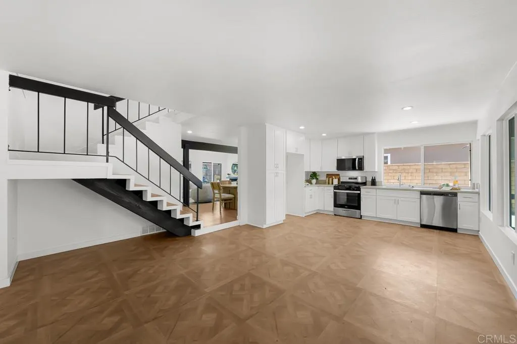 https://cdn.realtyfeed.com/cdn/127/307070349/91ebaf44280411de9436e707e9427b06.webp