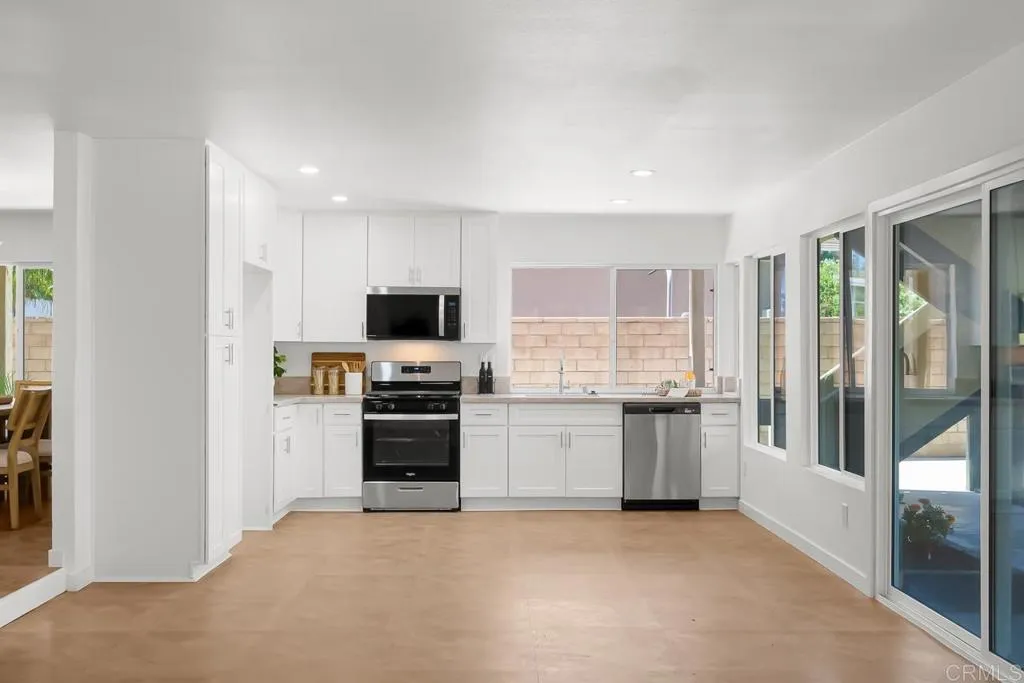 https://cdn.realtyfeed.com/cdn/127/307070349/ed926a869efe1d6cd728bf06daa2c753.webp