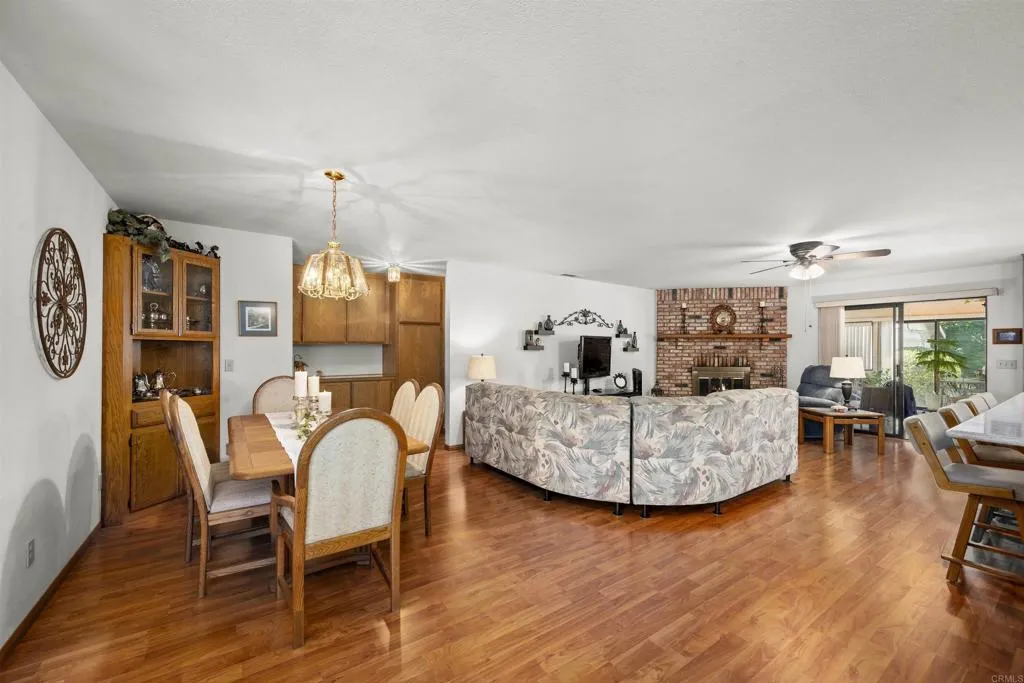https://cdn.realtyfeed.com/cdn/127/307070391/01e57f5c78b13d042db76d7d3a5d5539.webp