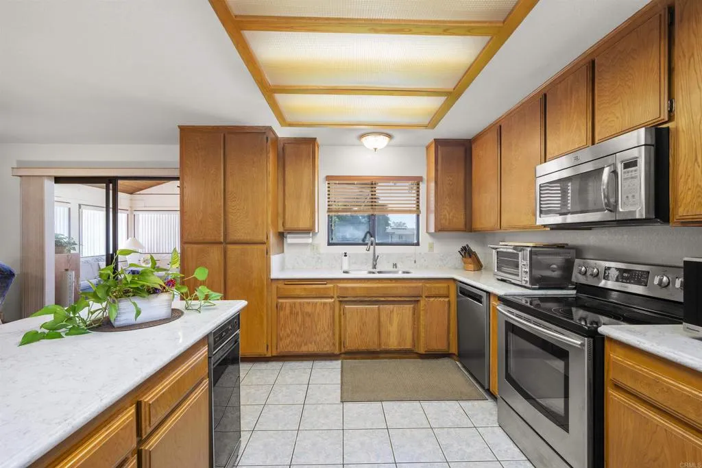 https://cdn.realtyfeed.com/cdn/127/307070391/22e80f120fbe47a0f7720a5d4cc162e3.webp