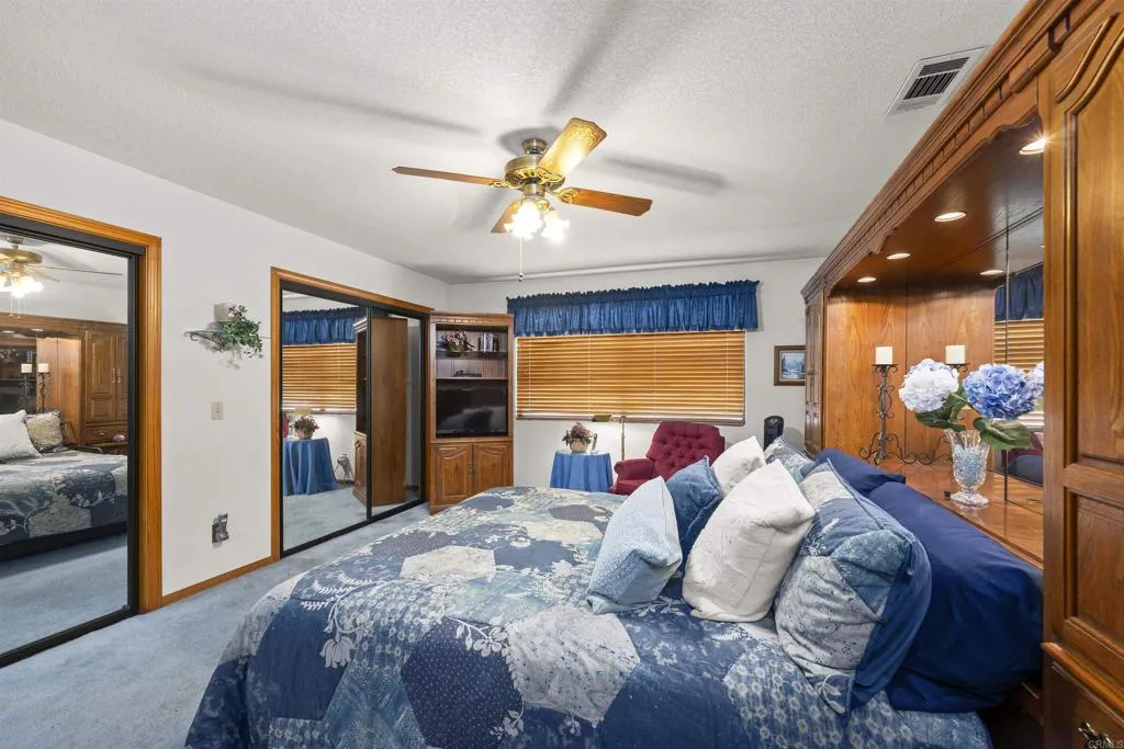 https://cdn.realtyfeed.com/cdn/127/307070391/8126ec8949f3ddf2d9f280499d245690.webp