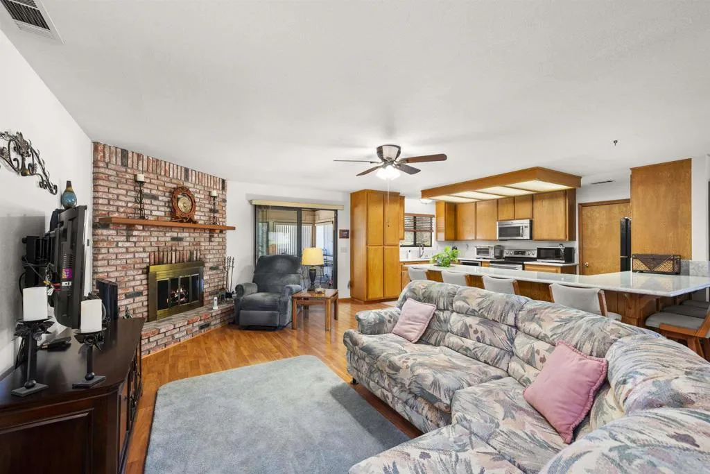 https://cdn.realtyfeed.com/cdn/127/307070391/a4a072ac0eff6aad85b4359205d6d3d6.webp