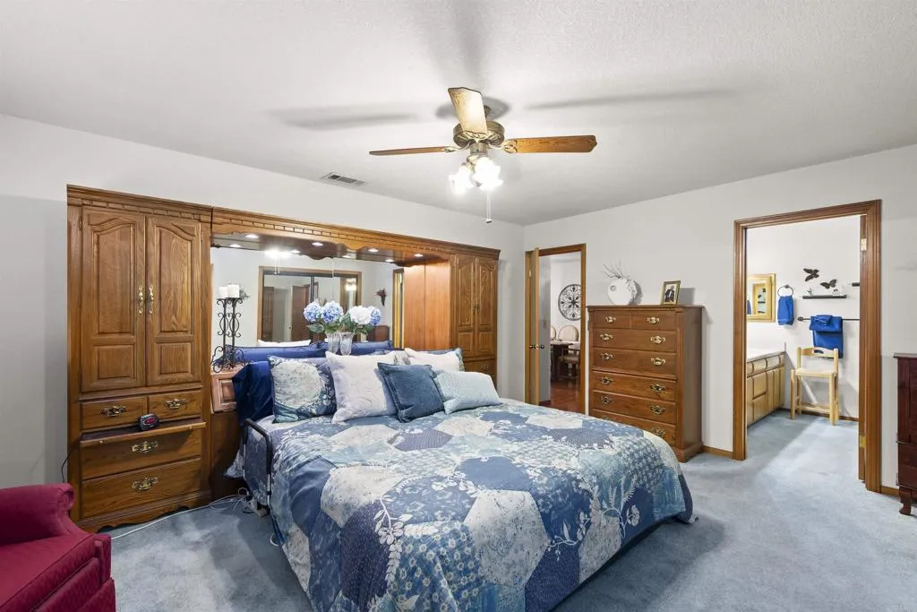 https://cdn.realtyfeed.com/cdn/127/307070391/a58ececca35ae3b298b15746be968363.webp