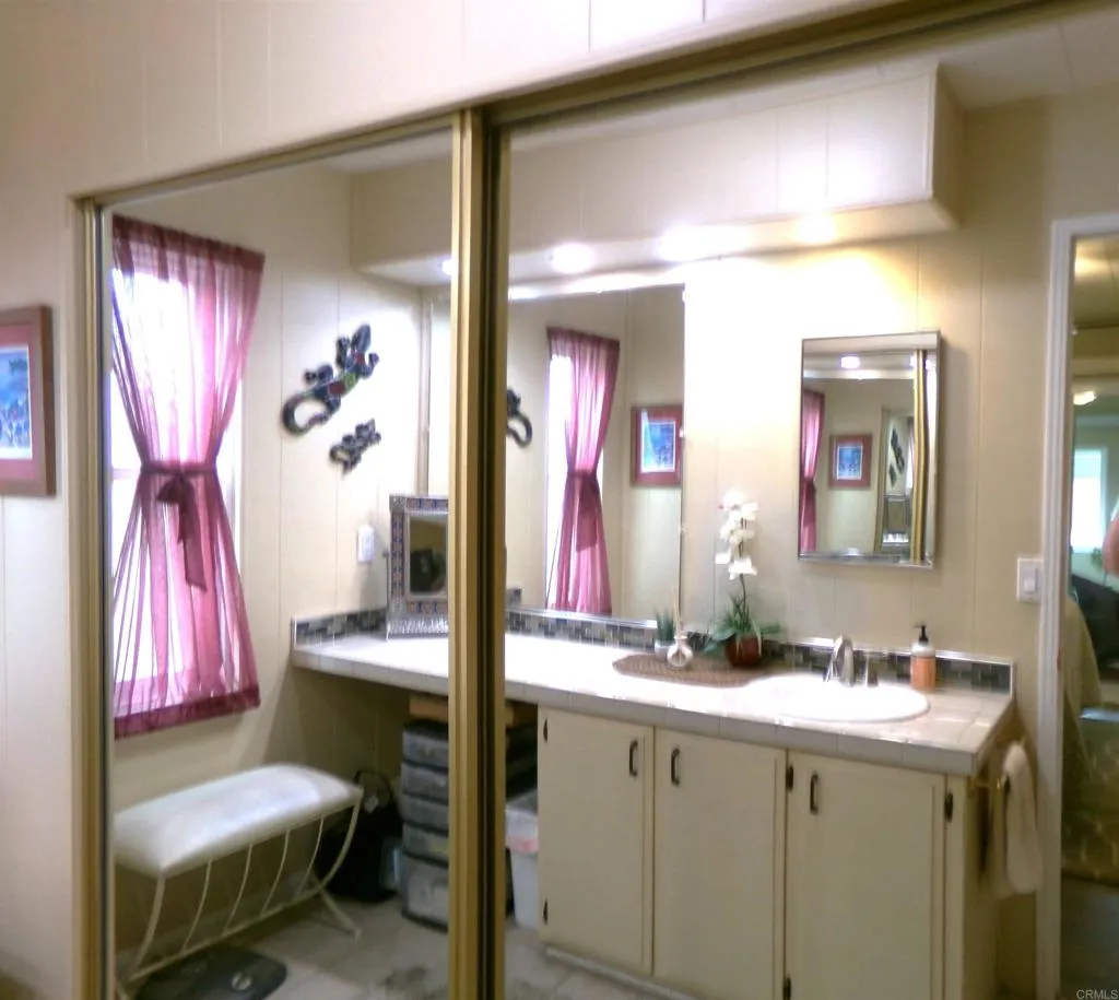 https://cdn.realtyfeed.com/cdn/127/307070406/4d76cd9ca20ef413190ae7b386d162b1.webp