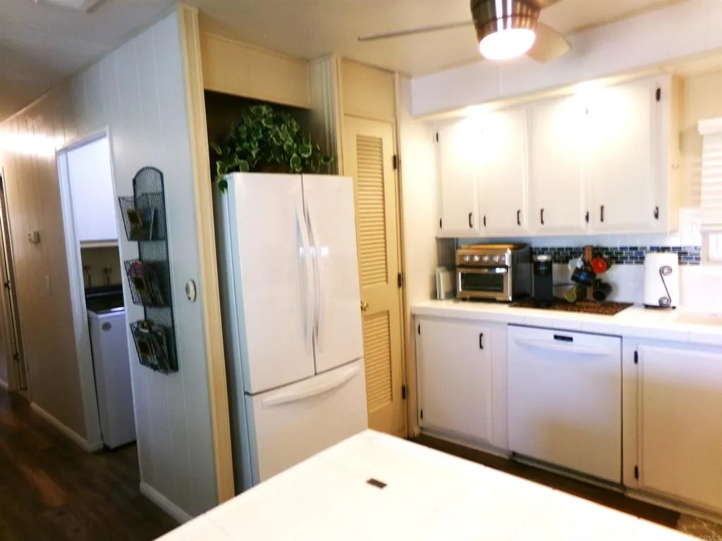 https://cdn.realtyfeed.com/cdn/127/307070406/9be62cf06e2412b8cc58534662189a22.webp