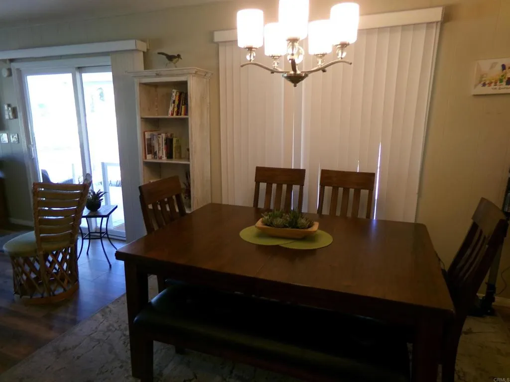 https://cdn.realtyfeed.com/cdn/127/307070406/a4ee6977a0a9dc621873a78f84af606c.webp