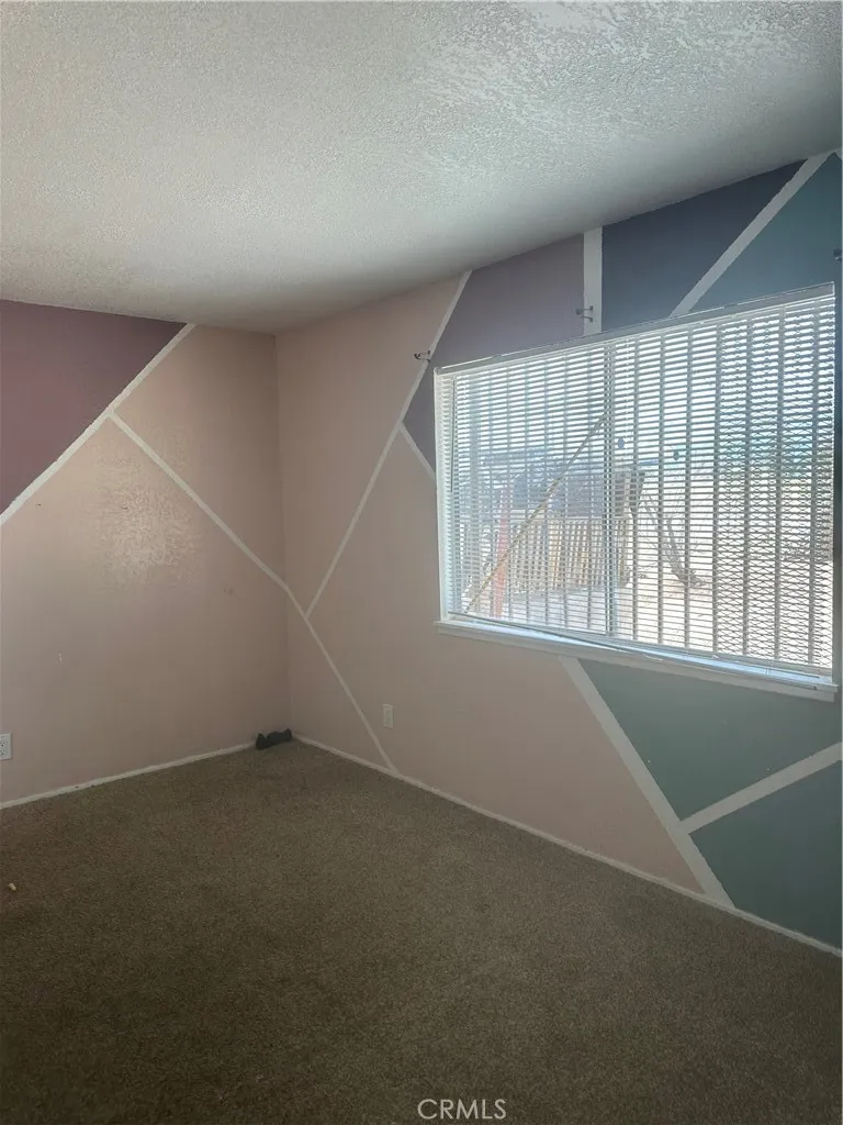 Hesperia, CA 92345