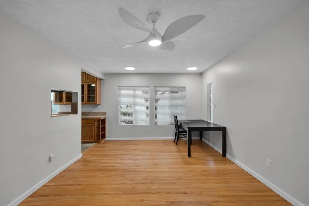 https://cdn.realtyfeed.com/cdn/127/307070567/a03fa4514bef2b794d232470646eb1db.webp