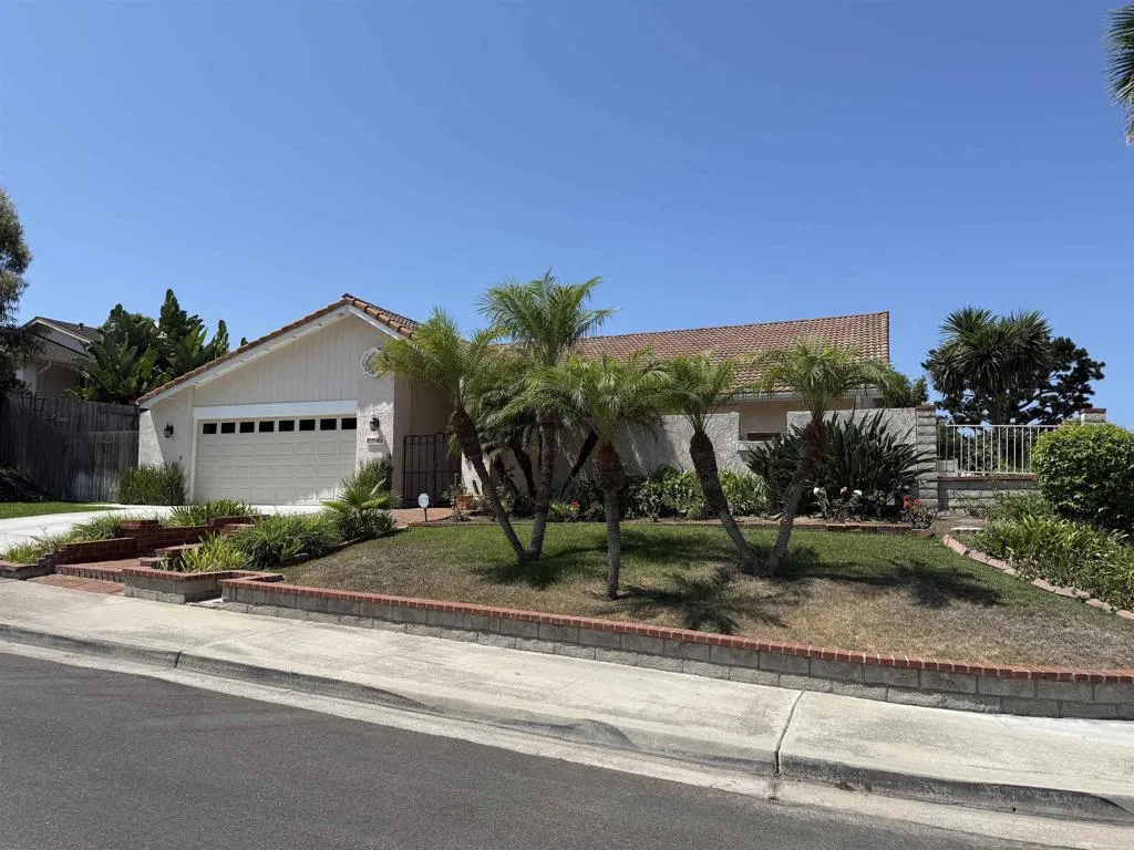 https://cdn.realtyfeed.com/cdn/127/307070574/8eadb4a682c25bff686897bcc7f1aab7.webp