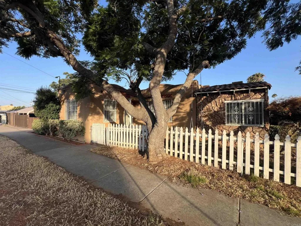 101 Woodlawn Avenue, Chula Vista, CA 91910 - Photo 3 of 18, Chula Vista, CA