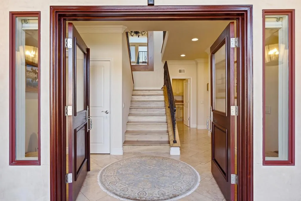 https://cdn.realtyfeed.com/cdn/127/307070654/b97ead54e32c44f96c33dfe69d042eaa.webp