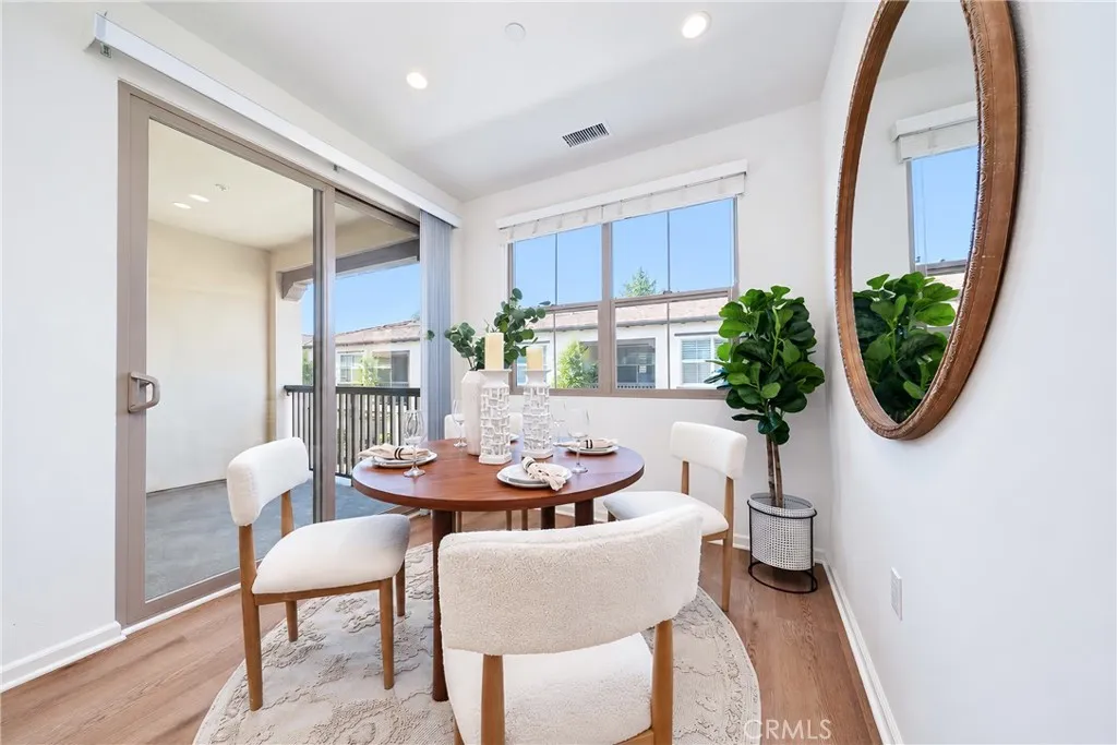 106 Bishop, Irvine, CA 92620 - Photo 4 of 66, Irvine, CA
