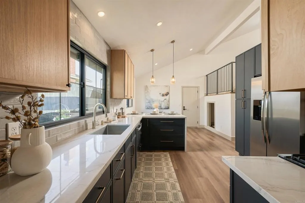 https://cdn.realtyfeed.com/cdn/127/307070780/19ef619890153705684a27fc281b99ea.webp