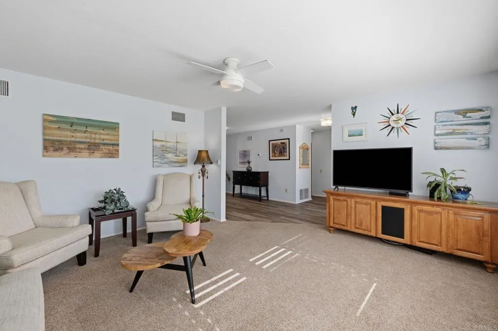 16555 Caminito Vecinos Unit 40, San Diego, CA 92128 - Photo 5 of 22, San Diego, CA
