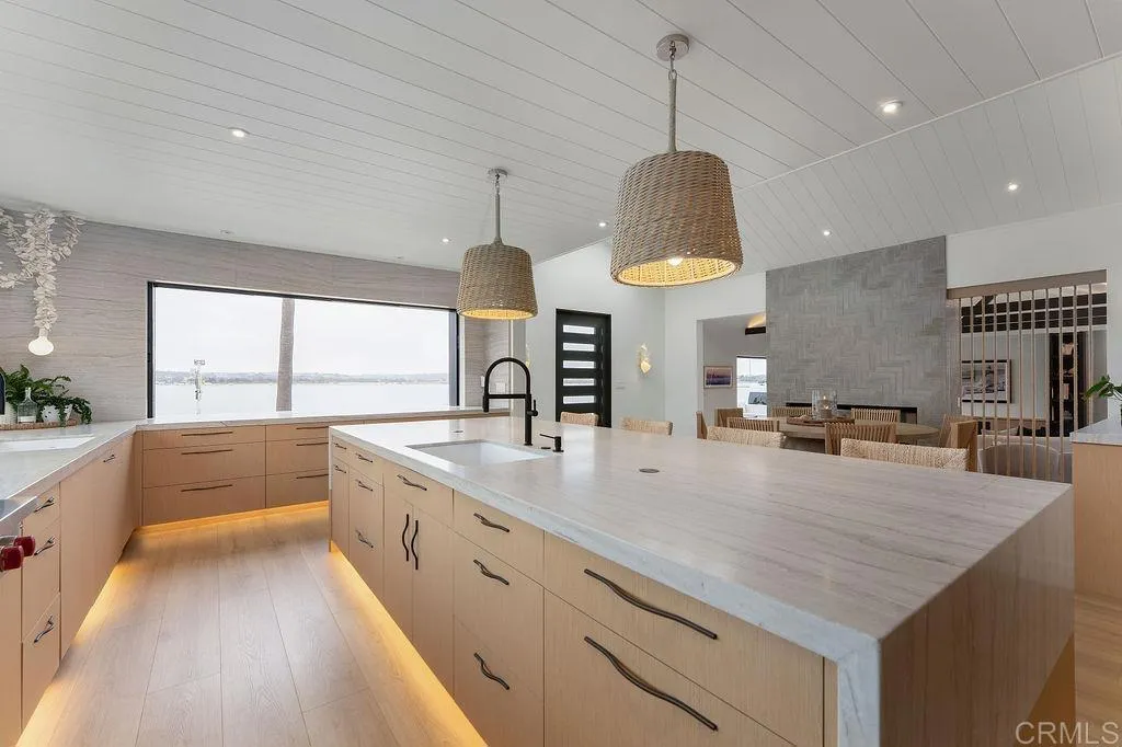 https://cdn.realtyfeed.com/cdn/127/307070829/10144f29f46dd49b9359b18805310a08.webp