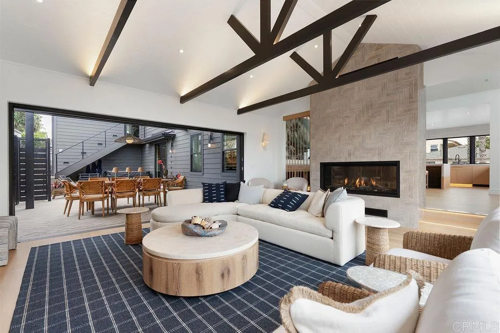 https://cdn.realtyfeed.com/cdn/127/307070829/8c4f3079fcfd785aa0610af07ad04a68.webp