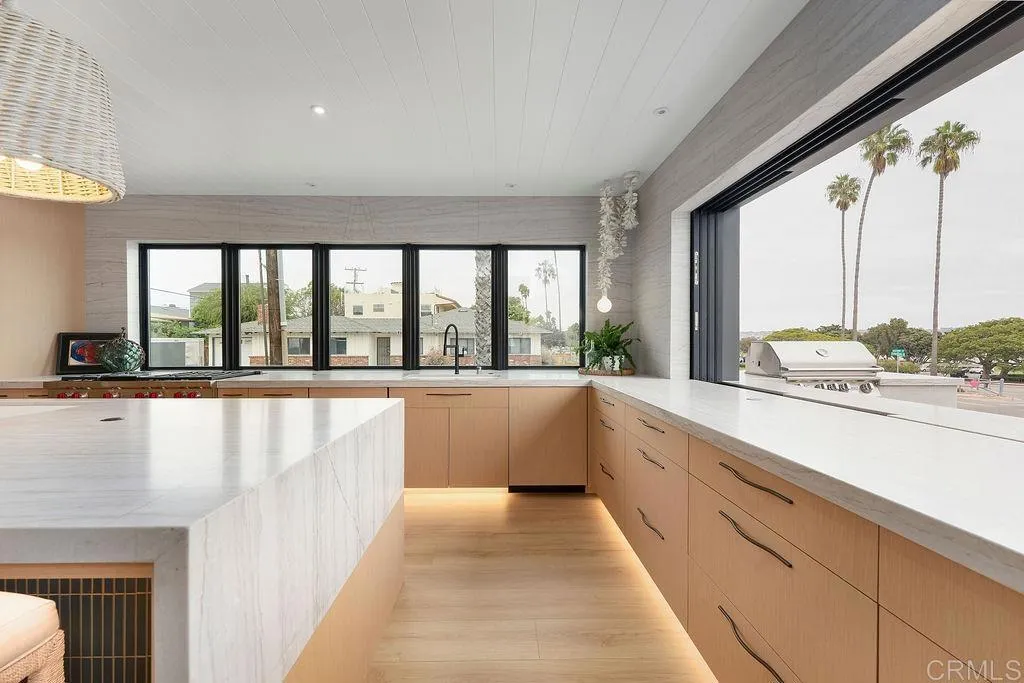 https://cdn.realtyfeed.com/cdn/127/307070829/8f0680e0591b06627d45f26233113bfe.webp