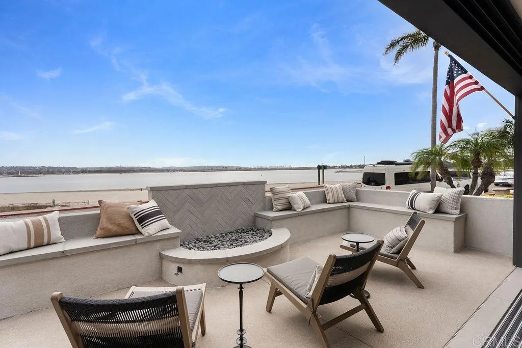 https://cdn.realtyfeed.com/cdn/127/307070829/978ab49732bf6ebc2de5f8dd00137a3c.webp