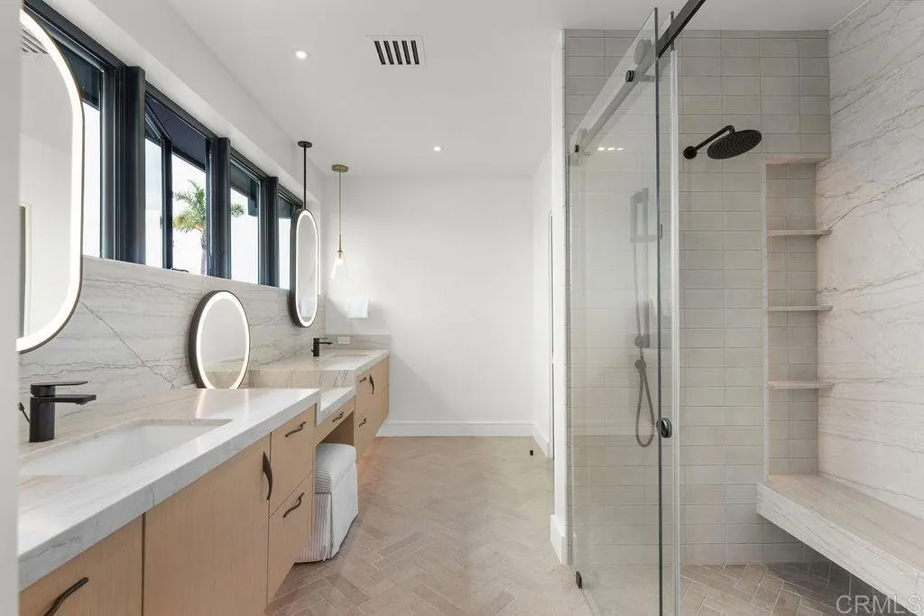 https://cdn.realtyfeed.com/cdn/127/307070829/a95e1e6843d069327c2654d9431a4866.webp