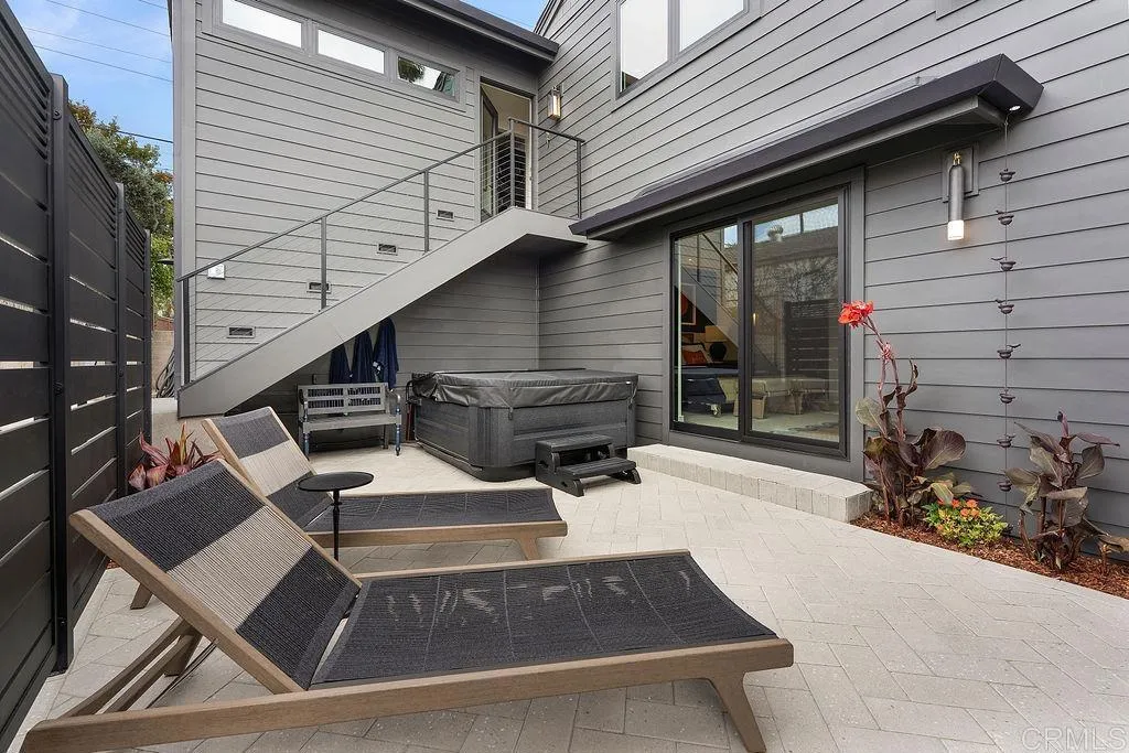 https://cdn.realtyfeed.com/cdn/127/307070829/db17881dcedc5b34dd0c07ec59d04b37.webp