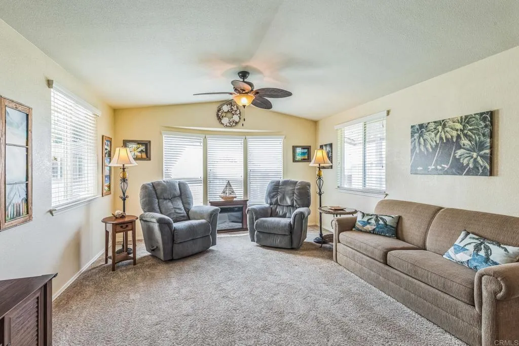 https://cdn.realtyfeed.com/cdn/127/307070848/db91d9c90be85a0bfa14c1f45c296955.webp