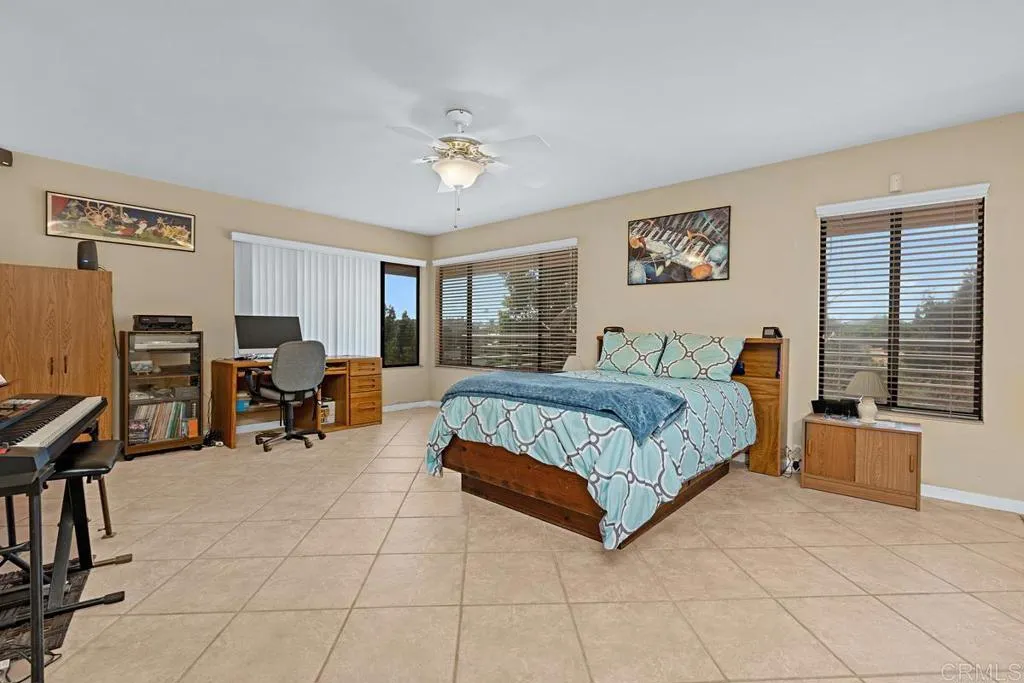 https://cdn.realtyfeed.com/cdn/127/307070851/d137a5794d05f76ce9ff86b82c789273.webp