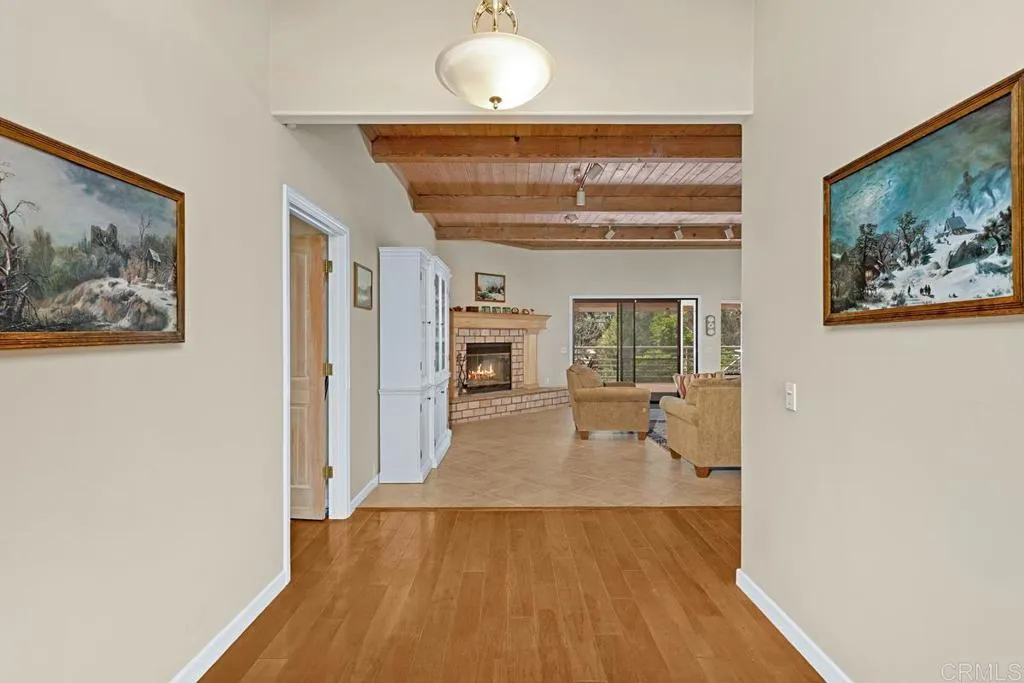https://cdn.realtyfeed.com/cdn/127/307070851/de9ebbb43d030c7a3432403e6cfdc7dc.webp