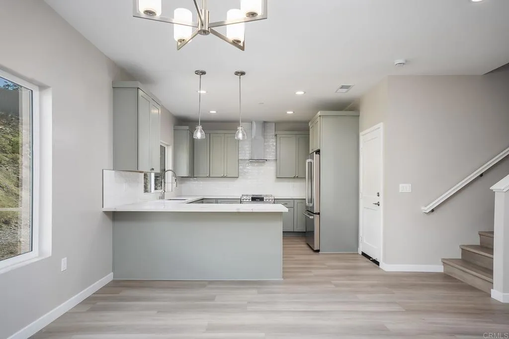 https://cdn.realtyfeed.com/cdn/127/307070855/0aa46ff101d3c7c34feaece1ad338642.webp