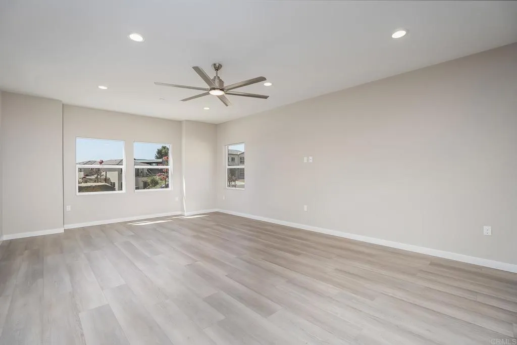 https://cdn.realtyfeed.com/cdn/127/307070855/238933587889473a229365cd0e5f86f4.webp