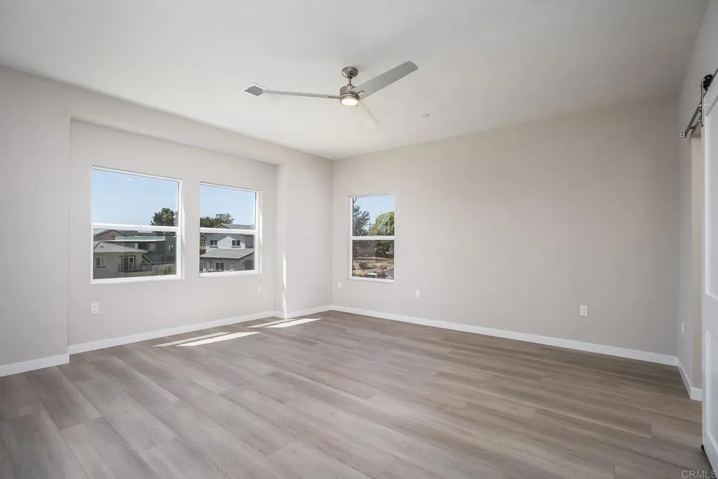 https://cdn.realtyfeed.com/cdn/127/307070855/30b1f8dcc313a254a8a40937e467ef9d.webp