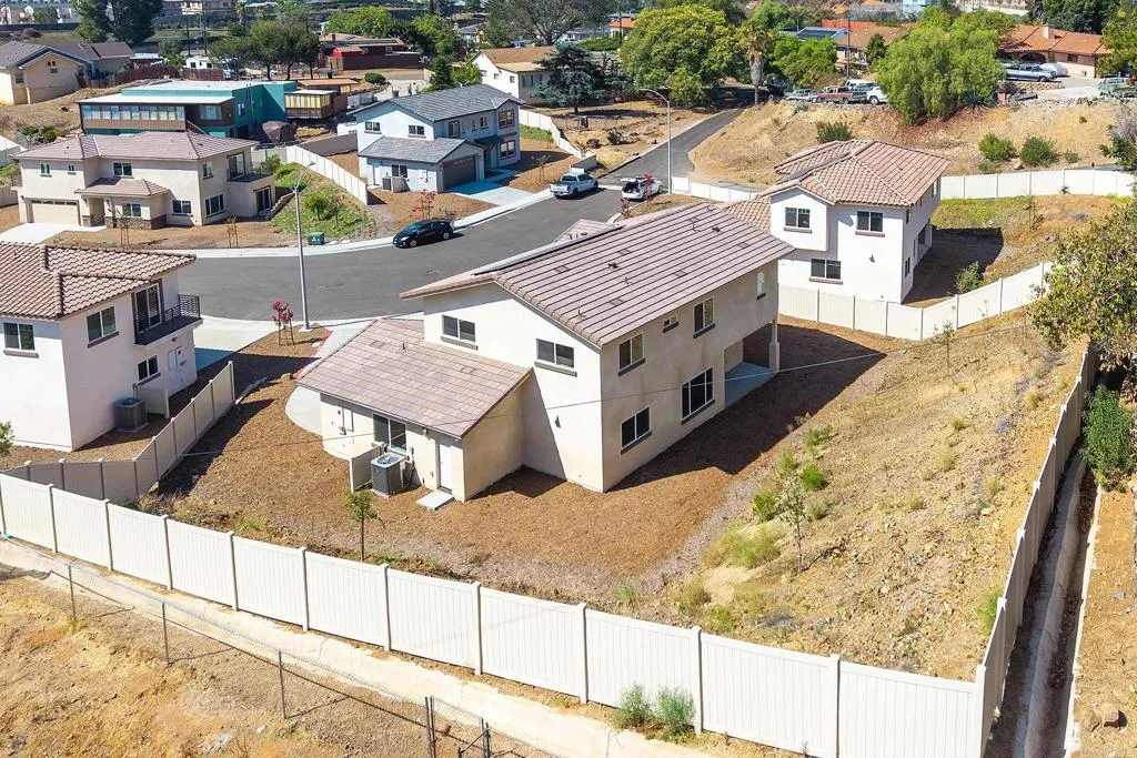 https://cdn.realtyfeed.com/cdn/127/307070855/d5f0c14514a567b471f97a49fd6a3ed8.webp