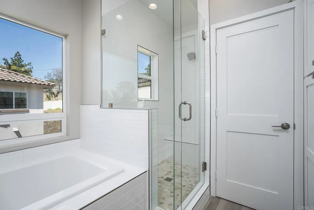 https://cdn.realtyfeed.com/cdn/127/307070855/debc464b5da3709480c8517472e66dfb.webp