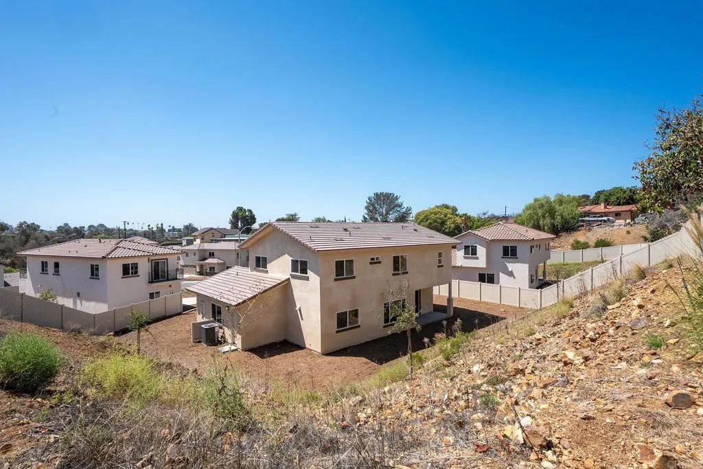 https://cdn.realtyfeed.com/cdn/127/307070855/e2f580abd1f333e53d236707a251f048.webp