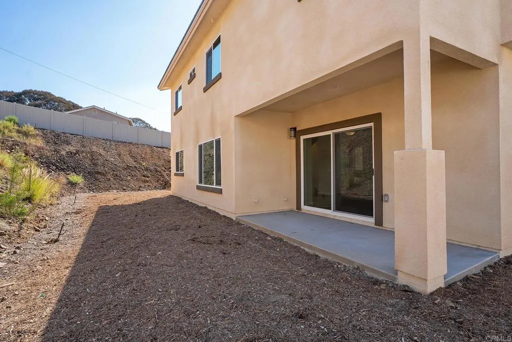 https://cdn.realtyfeed.com/cdn/127/307070855/efa0b8efcdfdff13316e4ff520e6bbd2.webp