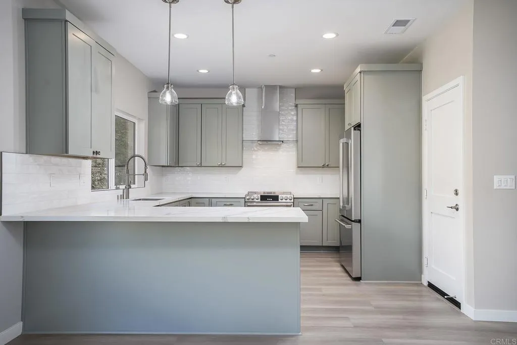 https://cdn.realtyfeed.com/cdn/127/307070855/f0f80f18beb2c5207cd8a9b906367074.webp