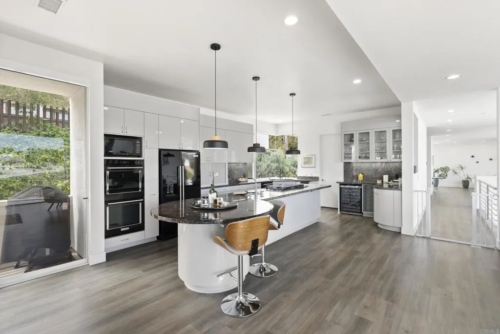 https://cdn.realtyfeed.com/cdn/127/307070891/18e5d9f1415ce0123766b9184ddbe1ab.webp