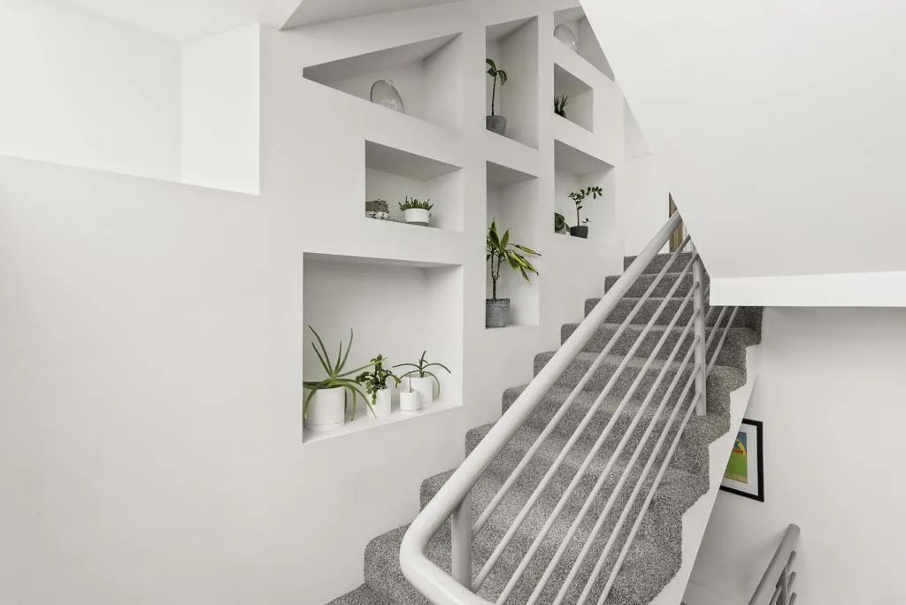 https://cdn.realtyfeed.com/cdn/127/307070891/2d4d0b1c805a61bbf0f92f1dc8584d26.webp