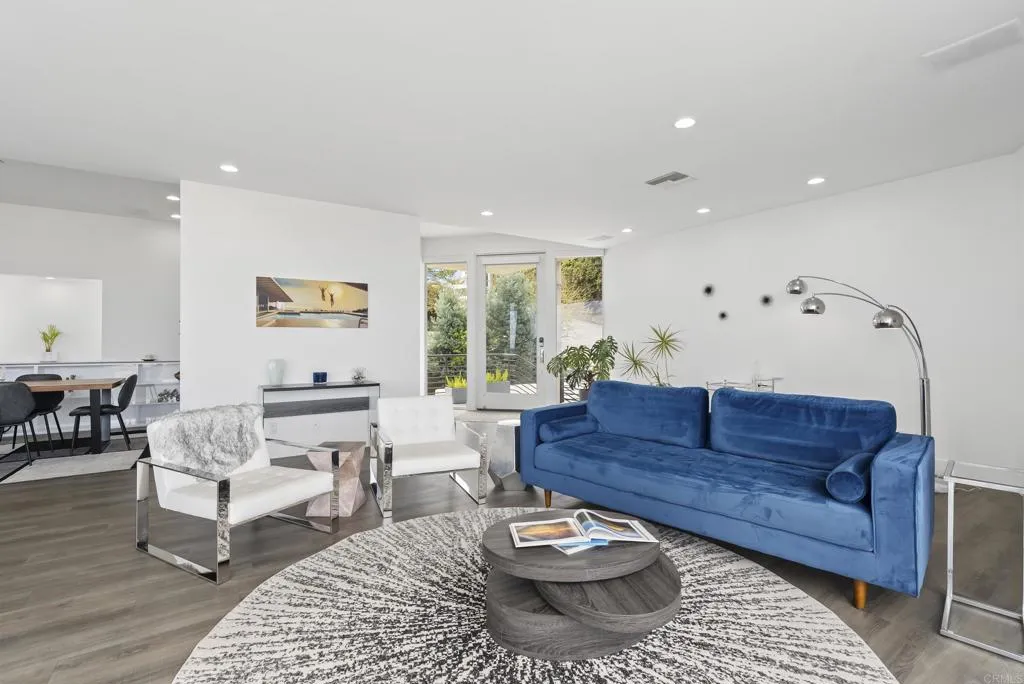 https://cdn.realtyfeed.com/cdn/127/307070891/3a1648bc937037f1979d50a204bc8951.webp