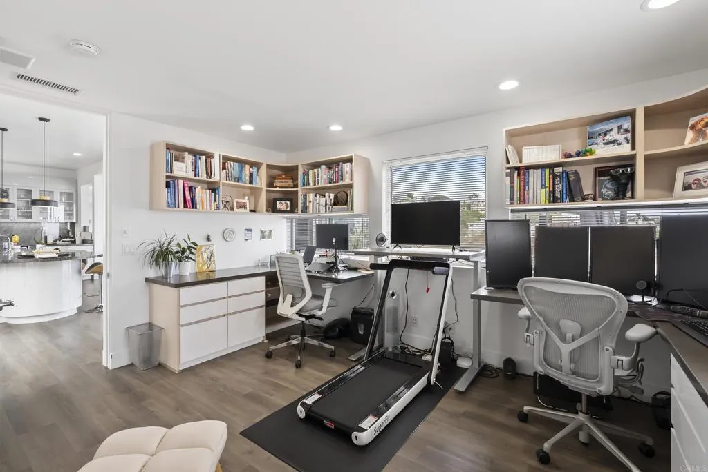 https://cdn.realtyfeed.com/cdn/127/307070891/78394e668cfe8111c8c11ed5b8384e04.webp