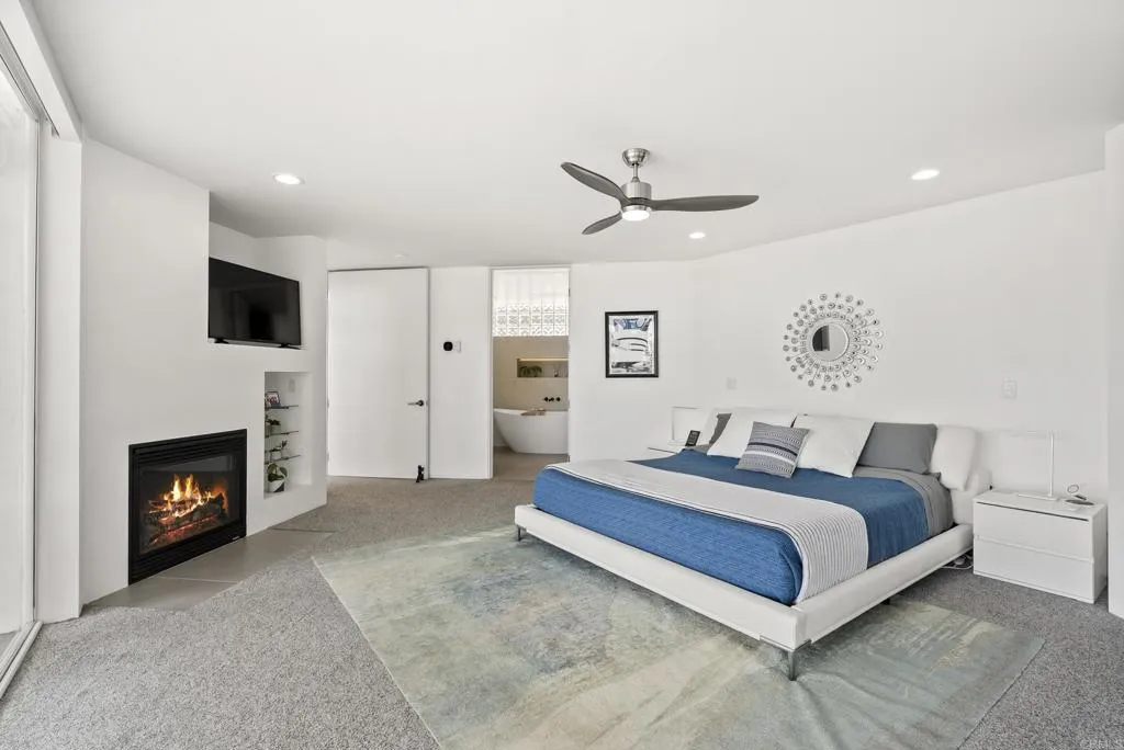 https://cdn.realtyfeed.com/cdn/127/307070891/ddb944fa43809b933271983a8b471237.webp