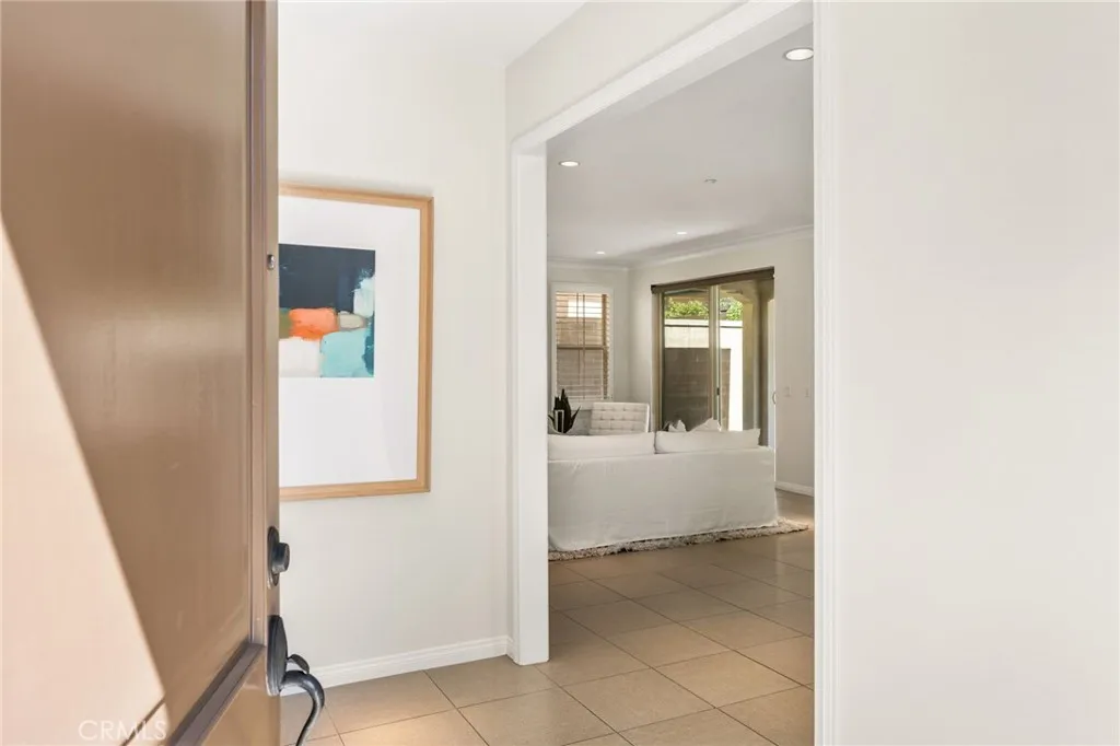 61 Cactus Flower, Irvine, CA 92620 - Photo 4 of 38, Irvine, CA