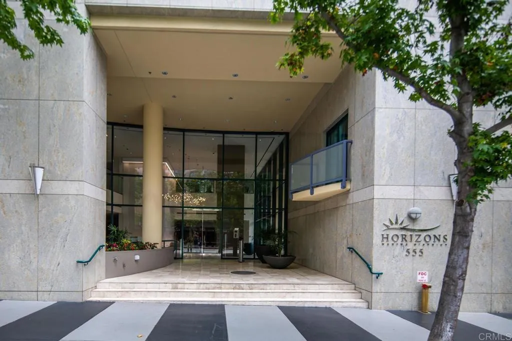 https://cdn.realtyfeed.com/cdn/127/307071020/2a7e899c1856e6d04d19ce0d26828808.webp