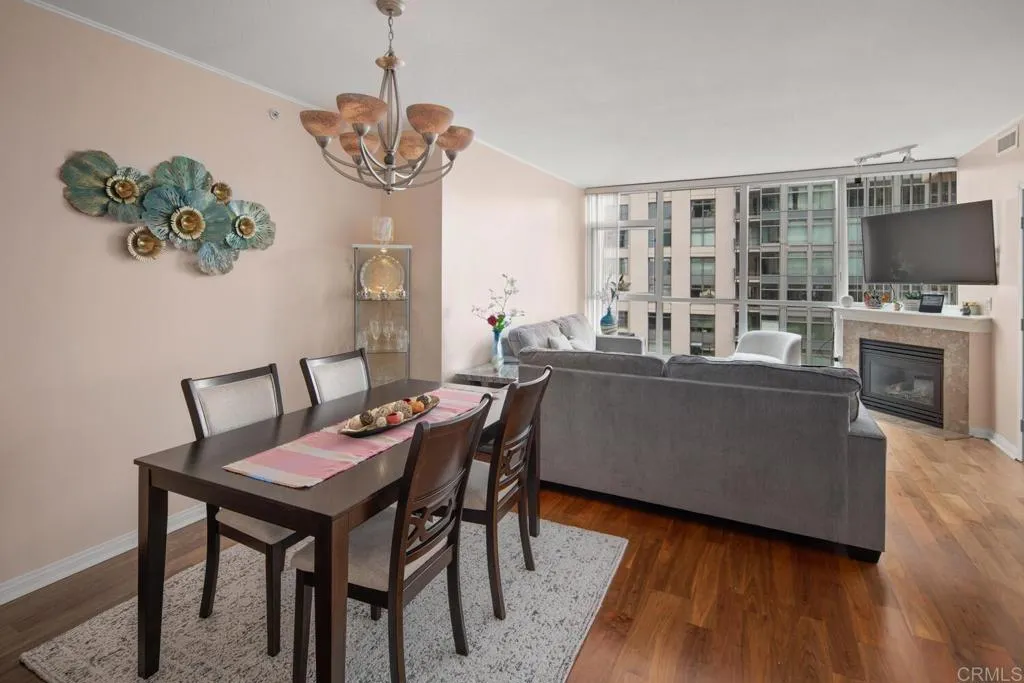 https://cdn.realtyfeed.com/cdn/127/307071020/e61028df68fff5d3ec269f51282f913a.webp